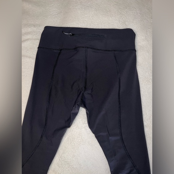 Lululemon leggings - Picture 9 of 9